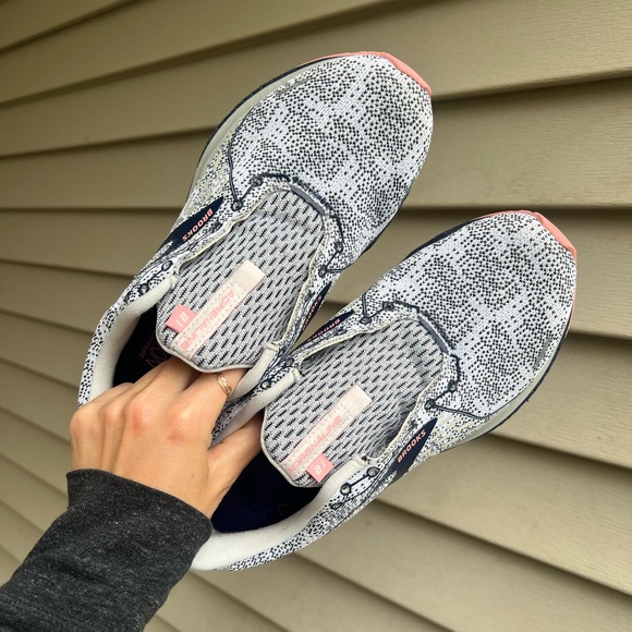 Brooks Adrenaline 21 GTS - Picture 5 of 7